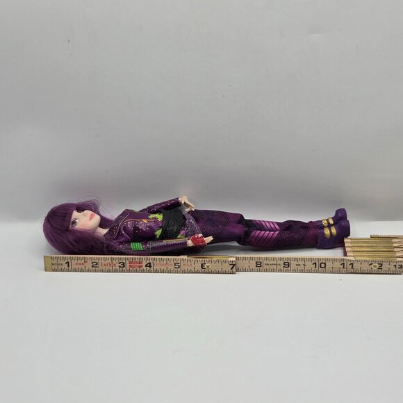 Disney Descendants 2 Mal Isle Of The Lost Doll 2014 With Purple Hair - Picture 3 of 6